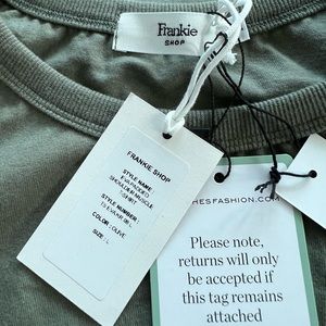 Eva padded shoulder muscle t-shirt, the frankie shop *NWT*